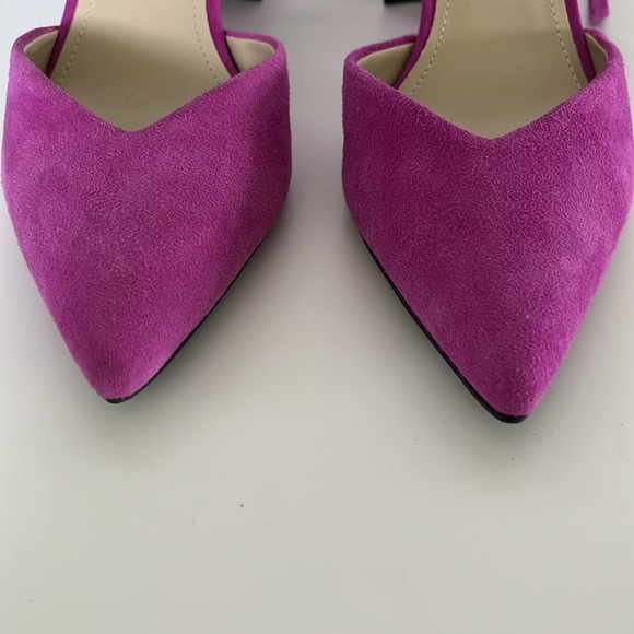 Marc Fisher Cerana Suede Pumps - Picture 6 of 11